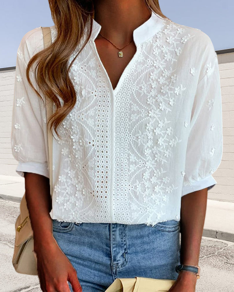 Vorano-Dublin | Embroidered Blouse with Split Collar