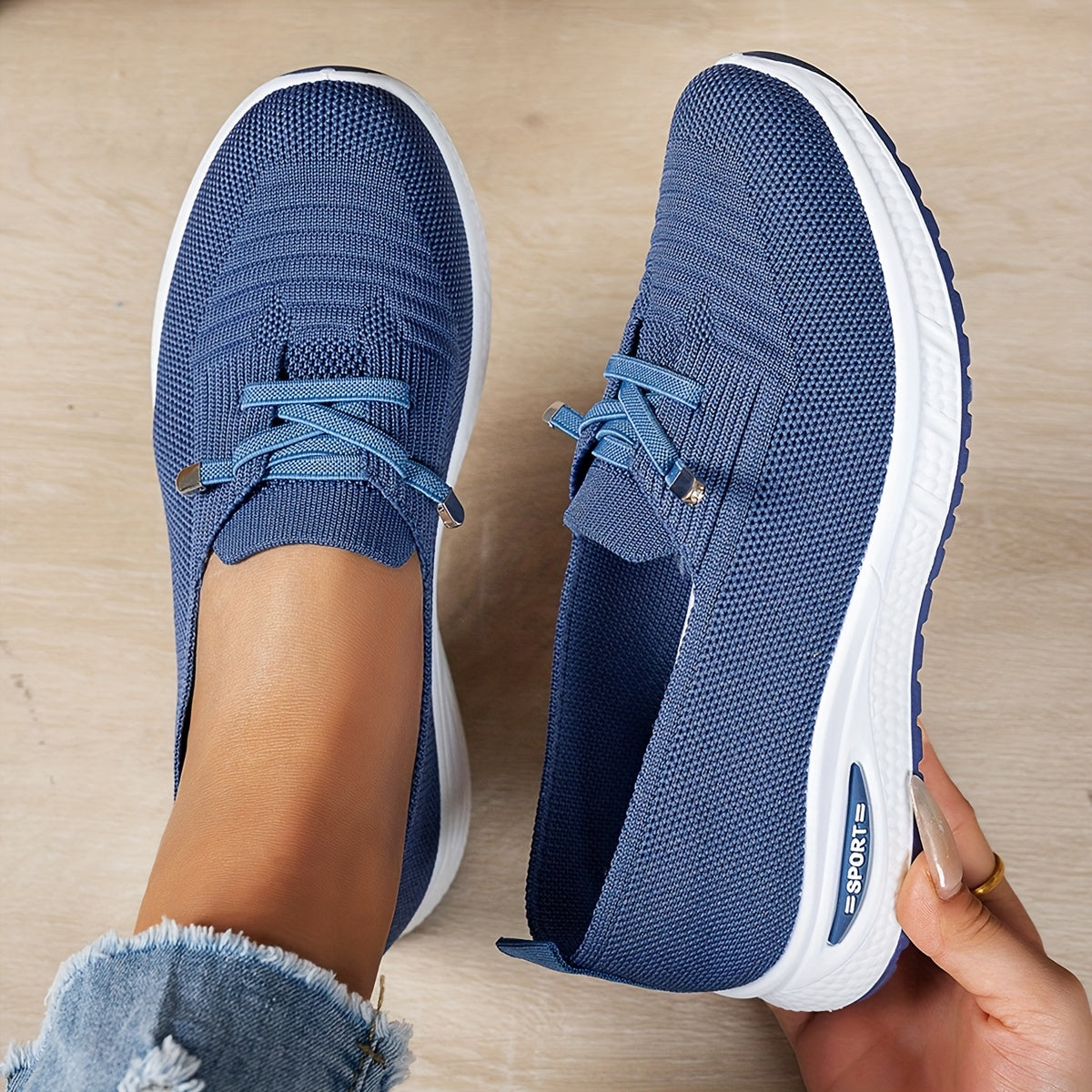 Blue / 3
