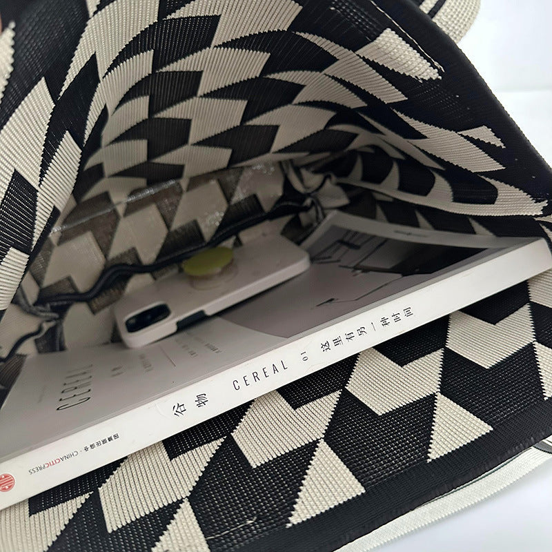 Vorano-Dublin™ | Shoulder Bag Hand Knitted