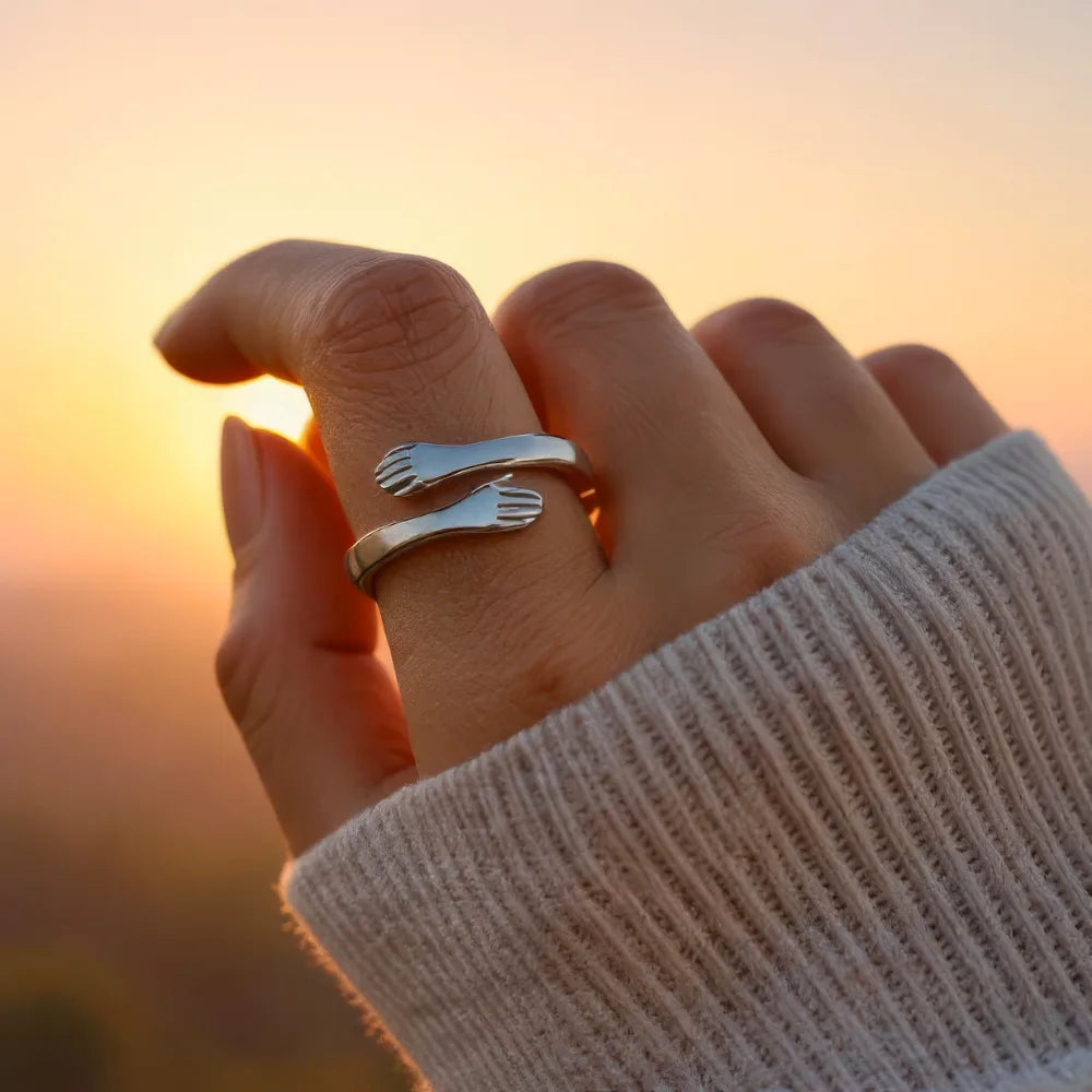Vorano-Dublin Wrapped in Love - Hug Ring